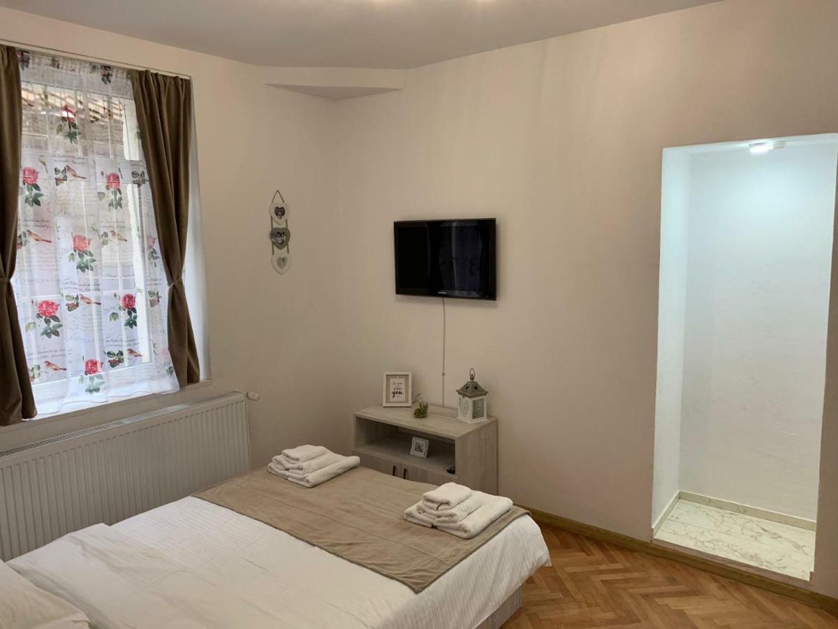 36 Central Residence Braşov Exteriör bild